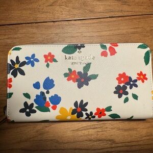 Kate Spade Multicolor Floral Zip Wallet
